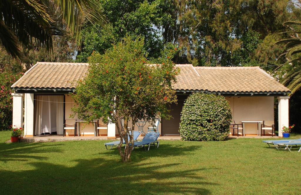 Lefkes Apartments Acharavi  Oda fotoğraf